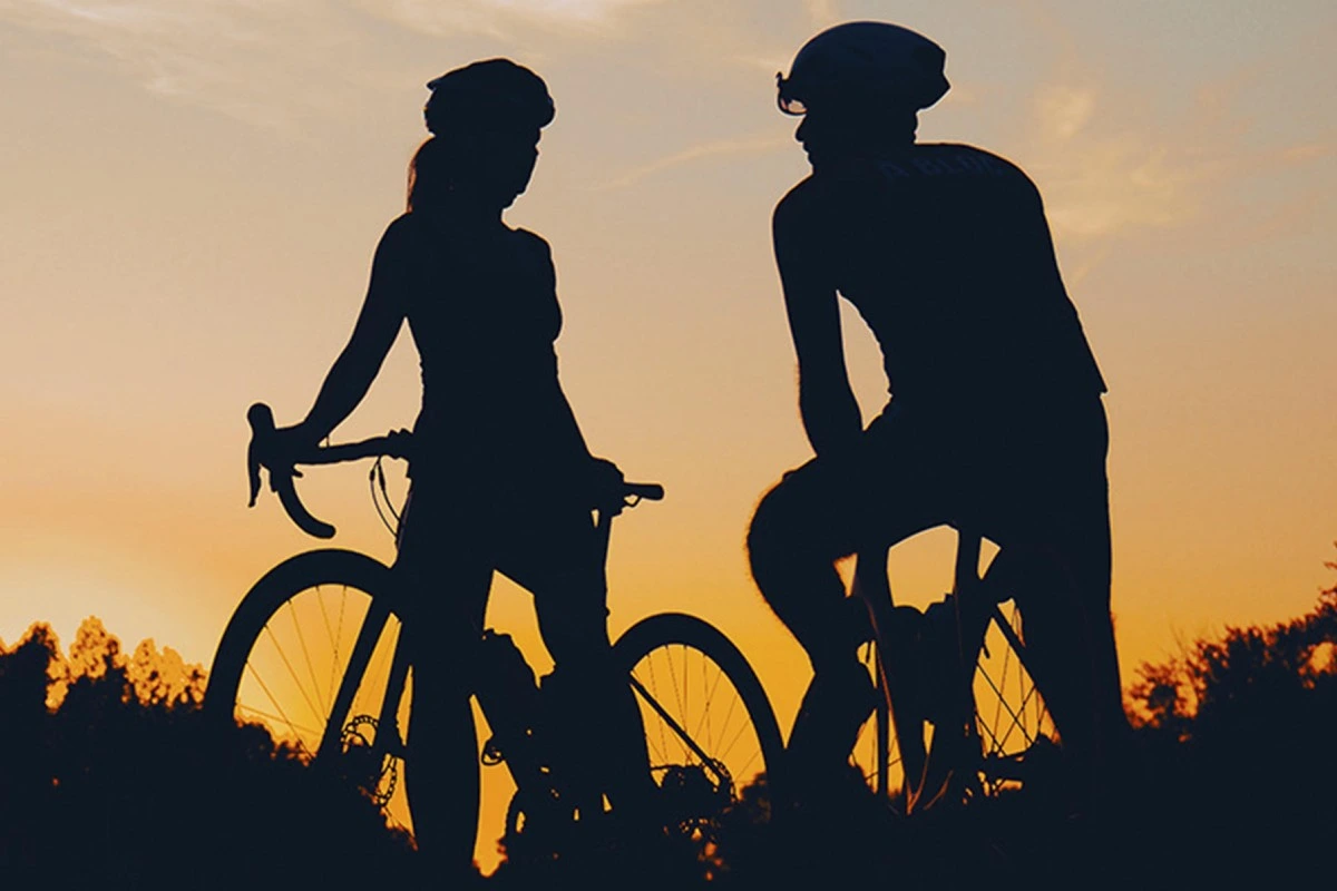 Yurtas en Uzbekistán: noche en el desierto, experiencia cultural y aventura suave