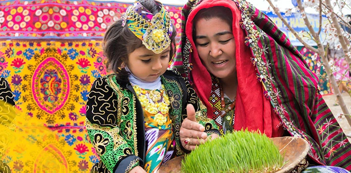 Rituales familiares en Uzbekistán: celebraciones, bodas y tradiciones comunitarias