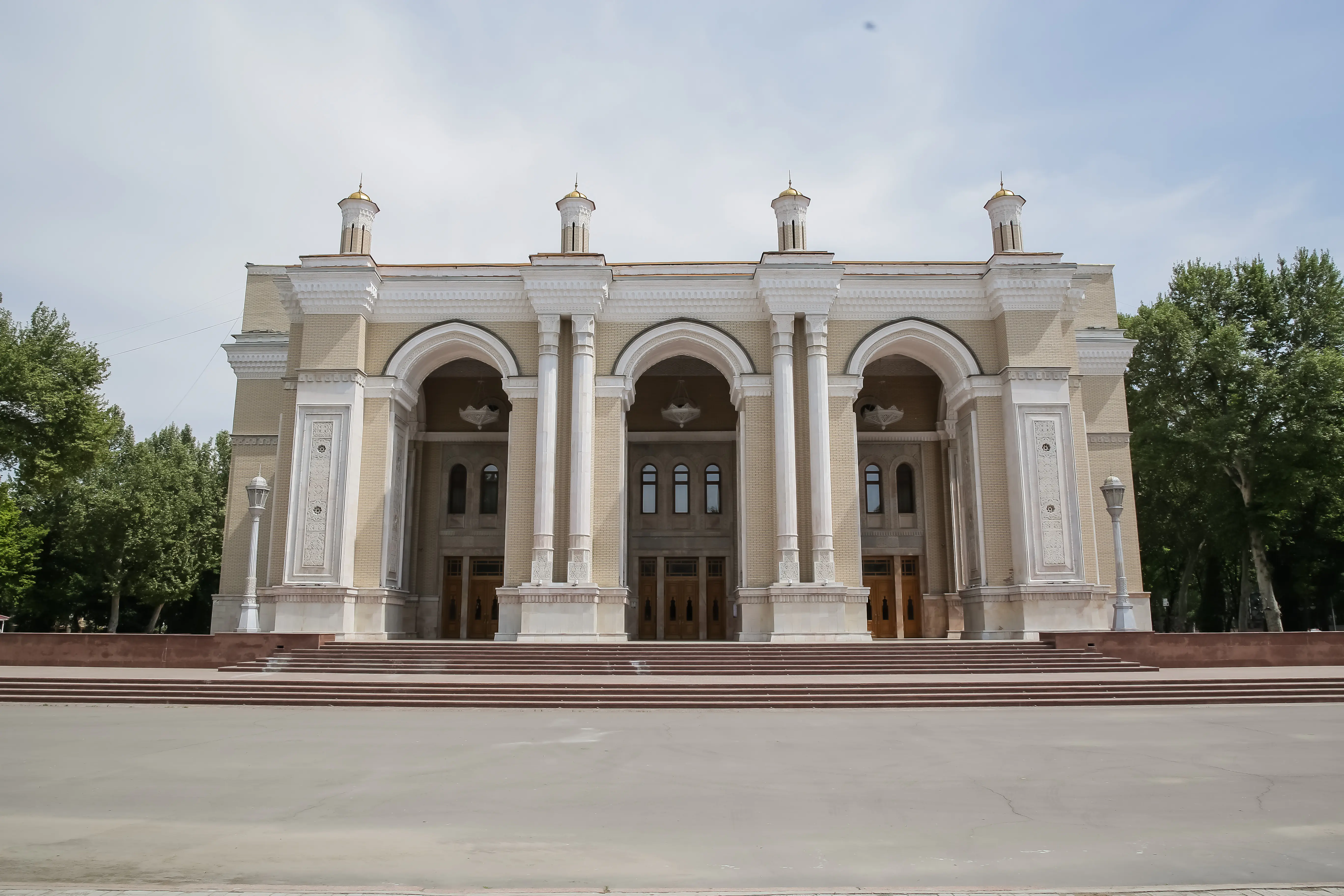 Interior del Teatro Alisher Navoi de Tashkent