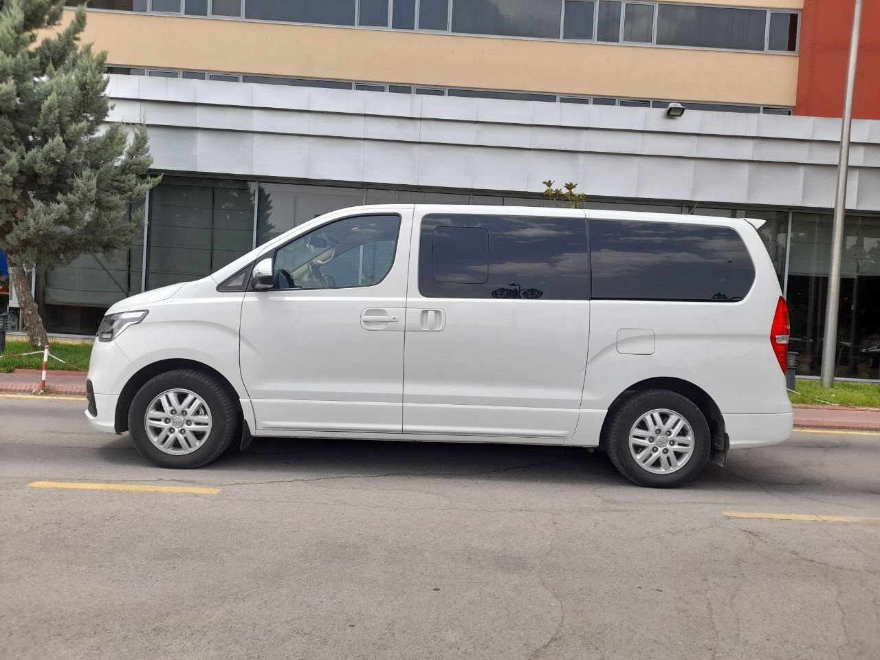 Traslado privado desde/hacia el aeropuerto de Bujará 5