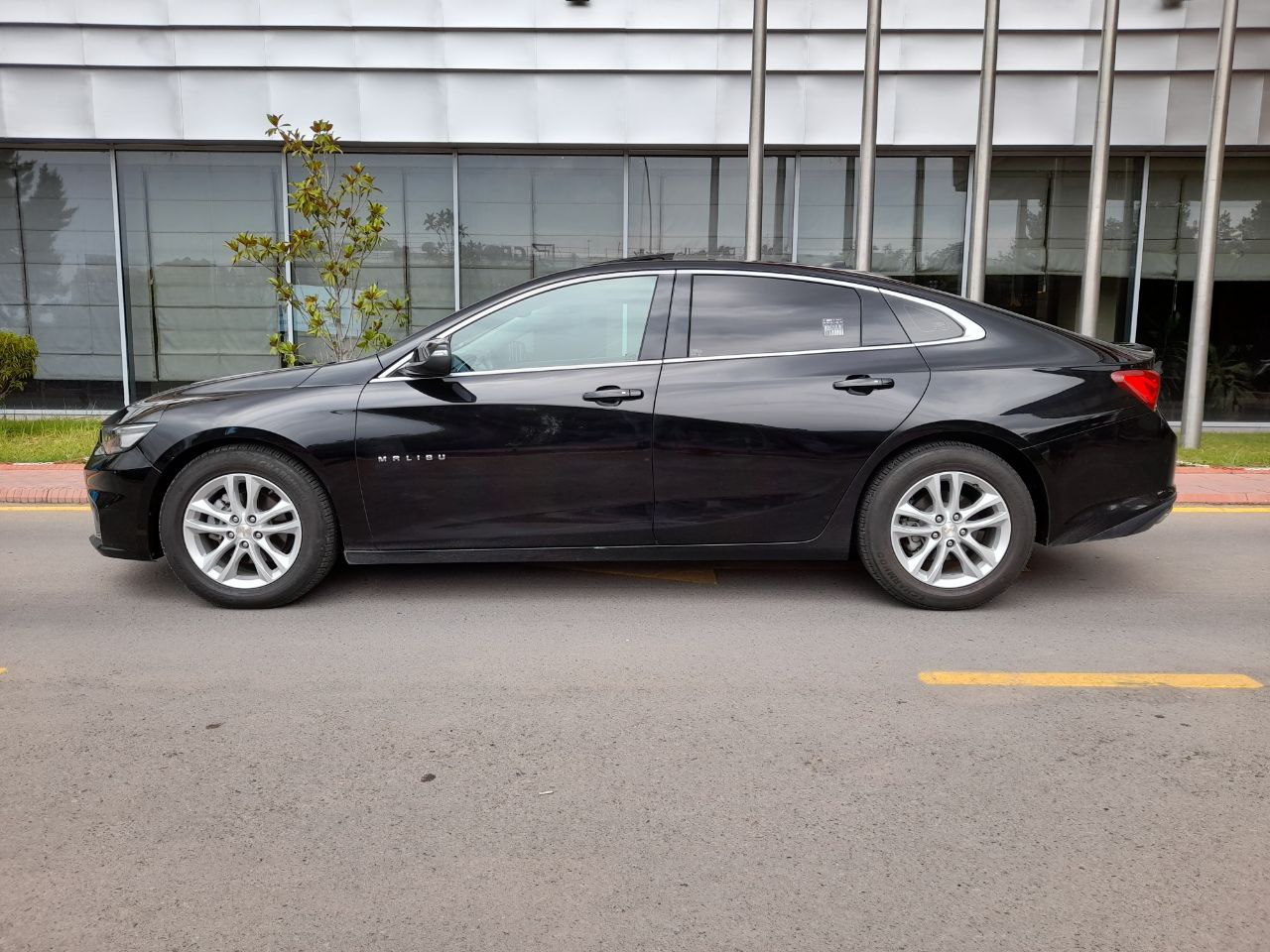 Traslado privado desde/hacia el aeropuerto de Bujará 7