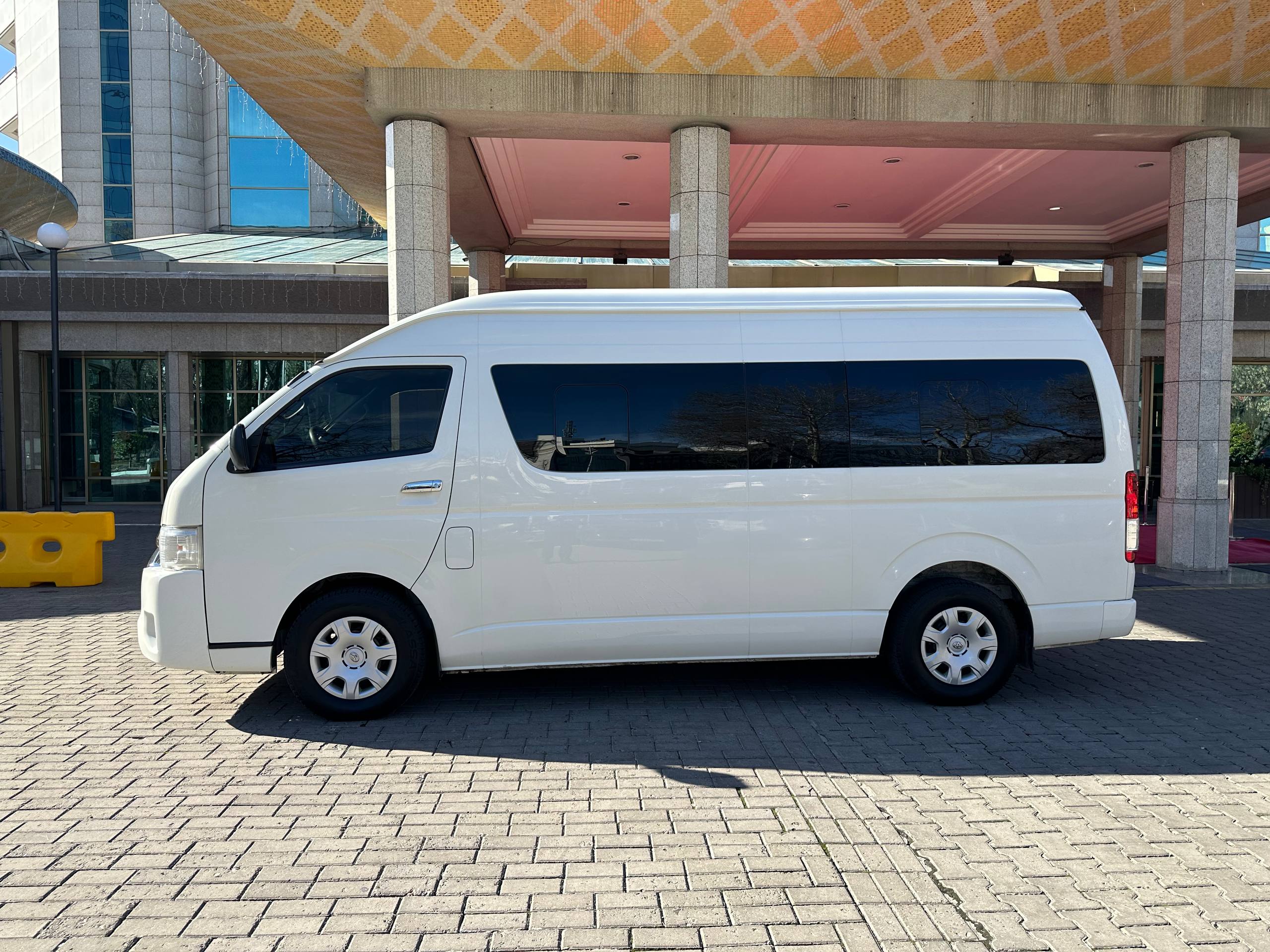 Traslado privado desde/hacia el aeropuerto de Bujará 8